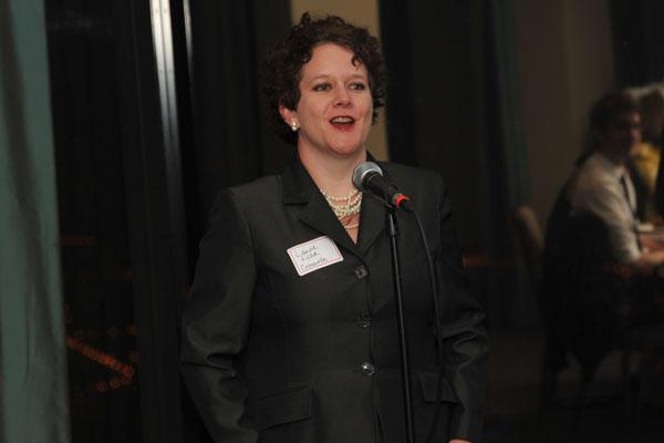 Laurie Lyza - Crossville