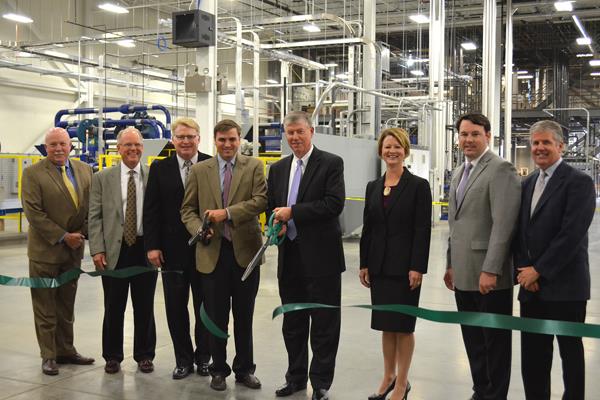 Cutting the ribbon on Mannington's new Madison, Georgia, LVT manufacturing facility. (from left) Bob Hughes, President, Madison Morgan County Chamber of Commerce; Ed Duncan, President, Mannington Residential; Doug Anknev, VP of Operations, Mannington; Zack Zehner, Senior VP, Distribution Network, Mannington; Russell Grizzle, President and CEO, Mannington; Jennifer Nelson, Senior Project Manager, Georgia Dept of Economic Development; Georgia State Senator Burt Jones; Jack Ganley, President, Mannington Commercial