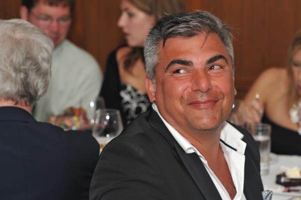 Robert Ruscio (Ruscio Studio)