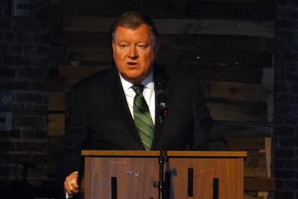 Joe Yarbrough delivered the President's Report.