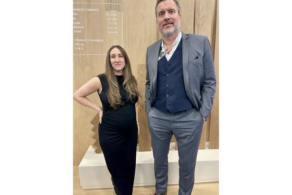 Bjelin's Kelly Owens and Fredrik Alfredsson